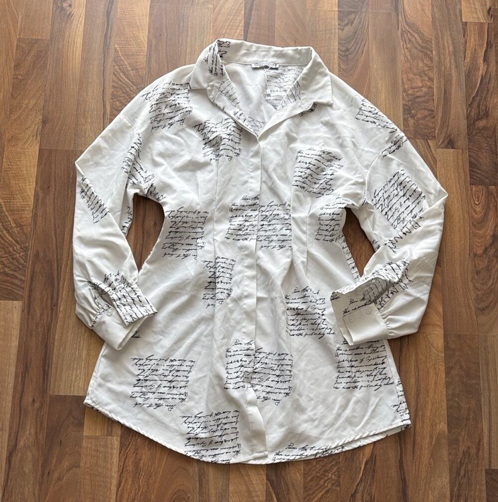 White Script Print Button-Up Shirt - Dress Women's Size L Long Sleeve